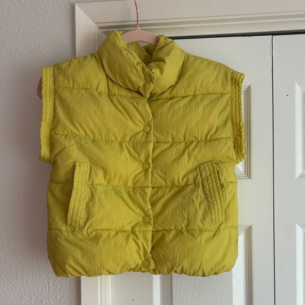 Zara Kids 8-9 Sunny Yellow Puffer Vest Jacket
